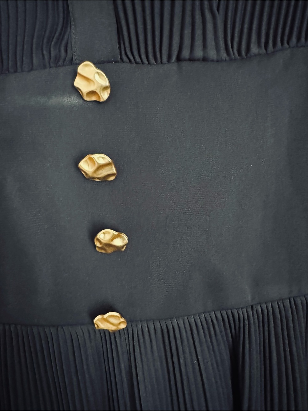Elegant Black Pleated Maxi Dress with Buttoned Waist Sz S - Picture 8 of 10